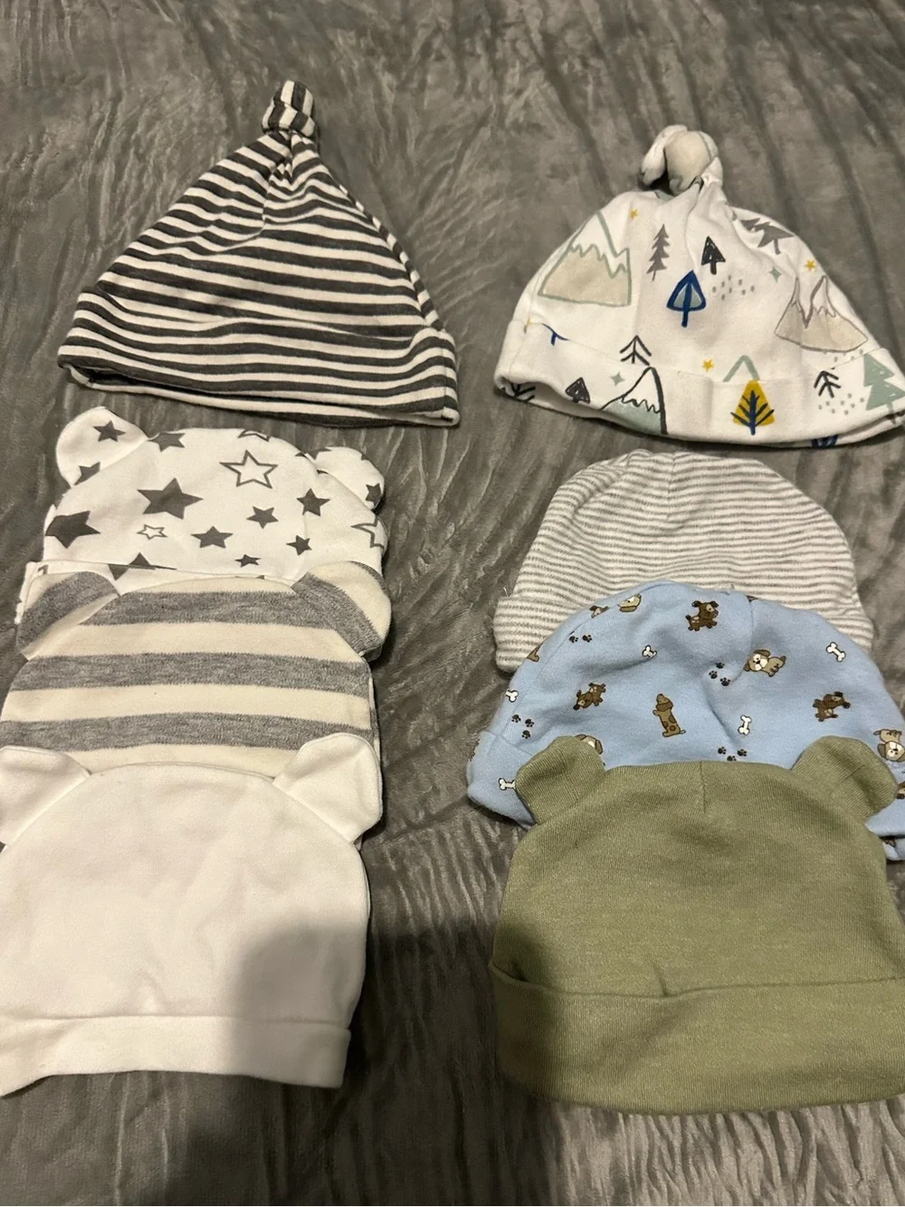 5/$25 baby hat bundle ❤️